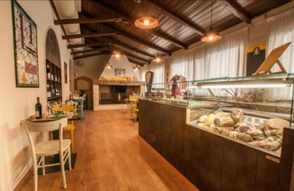 La Vecchia Fattoria Hotel Loreto Buitenkant foto